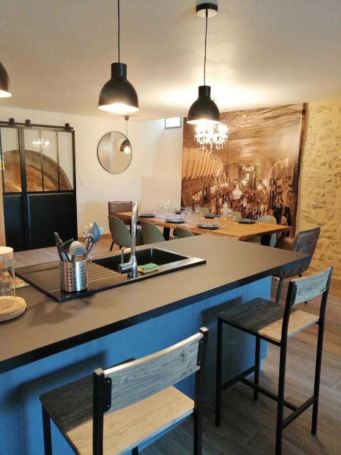 Le Refuge De La Sallee Gençay Dış mekan fotoğraf